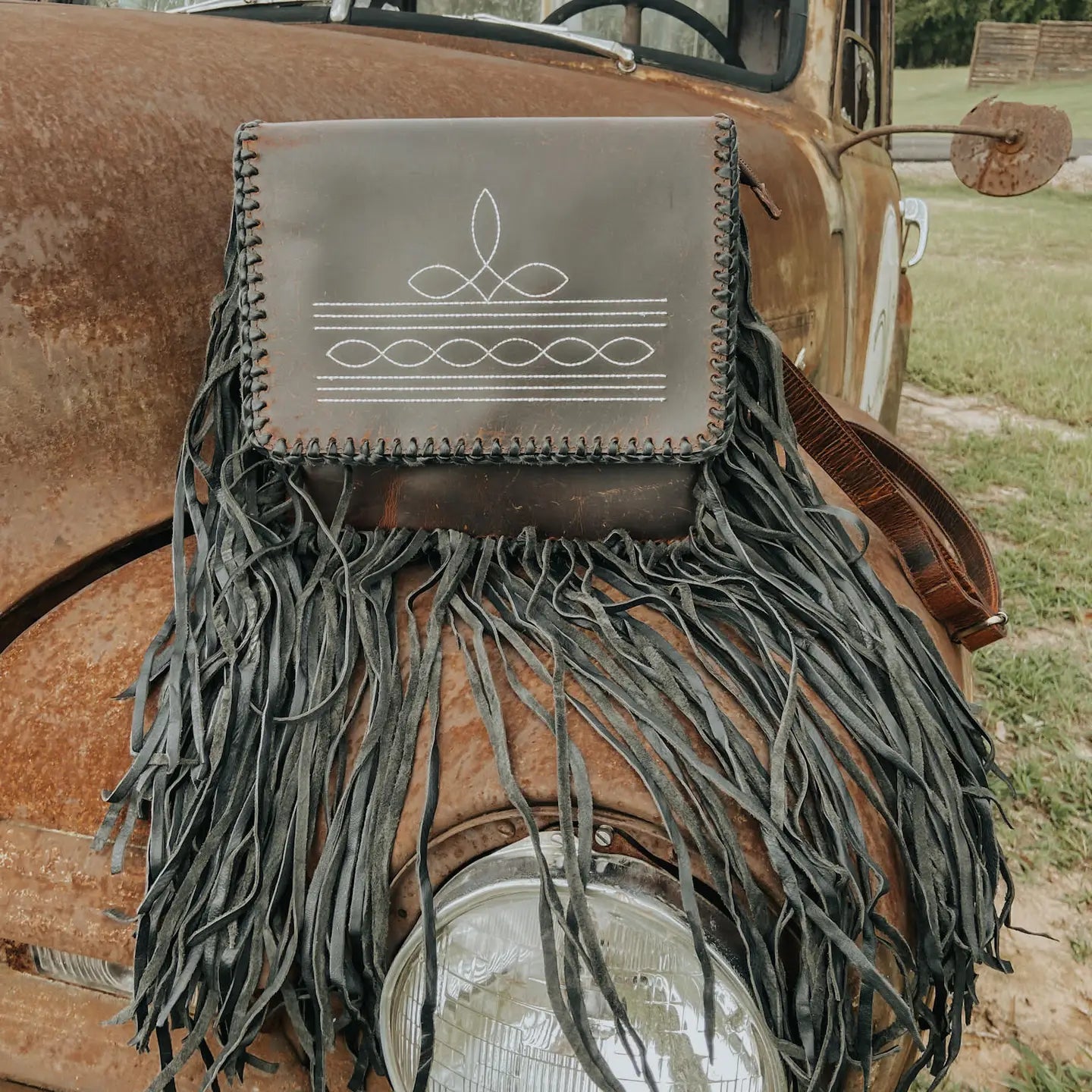 Boot Stitched Antiqued Leather Western Fringe Purse